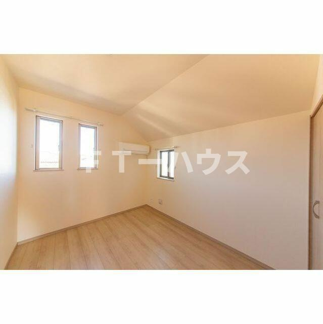 Ｋｏｌｅｔ二和向台＃１１の寝室
