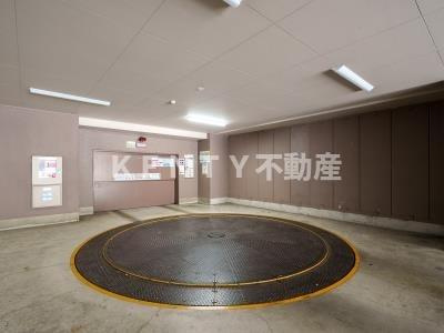 【駐車場】 | アクロス目黒タワー | カースペースがあります