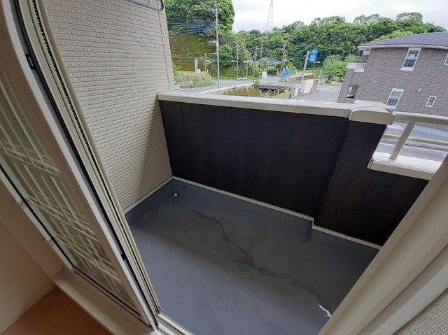 【バルコニー】