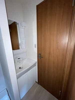 【洗面所】 | リーブル新横浜 | ゆったりとスペースのある洗面所