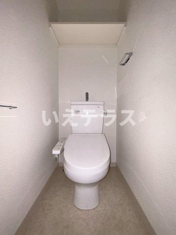 エステムコート神戸湊町のトイレ