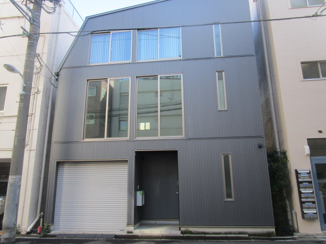 台東区東上野４丁目のビル