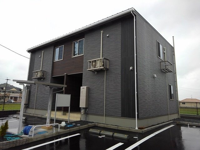 フェリーチェ・Ｔの画像