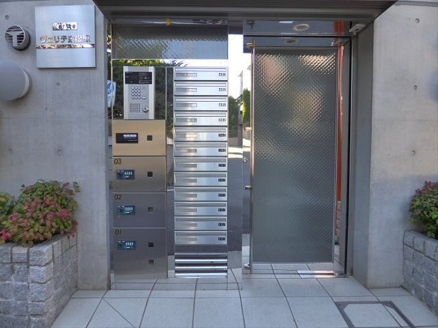 【エントランス】 | ヴェリテ東松原