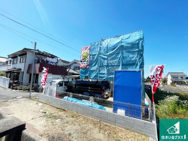 1(土)2(日)現地説明会　橿原市新賀町　の外観|現在はこんな感じです。完成までが待ち遠しいですね。