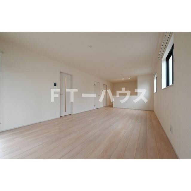 Ｋｏｌｅｔ高根公団＃１４の居間・リビング