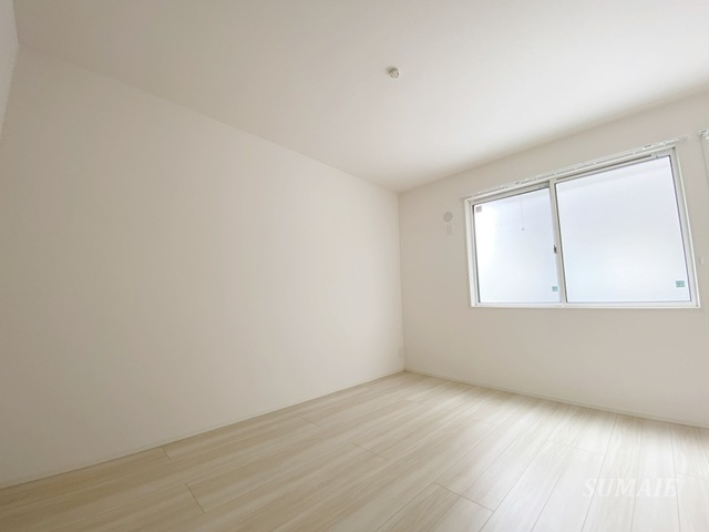 レジェーロの寝室|8.2帖洋室☆