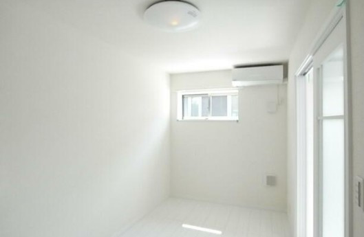 ＧＲＡＣＥ　ＦＬＯＲＡ　２１の居間・リビング