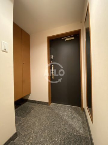 リーガル靭公園北の玄関|リーガル靭公園北　玄関