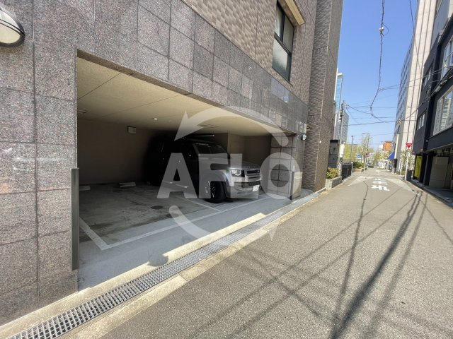 リーガル靭公園北の駐車場|リーガル靭公園北　駐車場