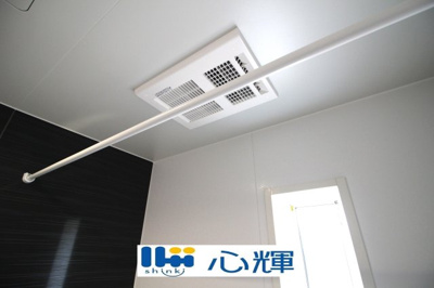 【設備】 | クレイドルガーデン山口市阿知須　第９（２号棟） | 浴室換気・乾燥・暖房機（本体）。冬場の予備暖房、夜間や梅雨時の衣類乾燥、カビ対策などに活躍します。