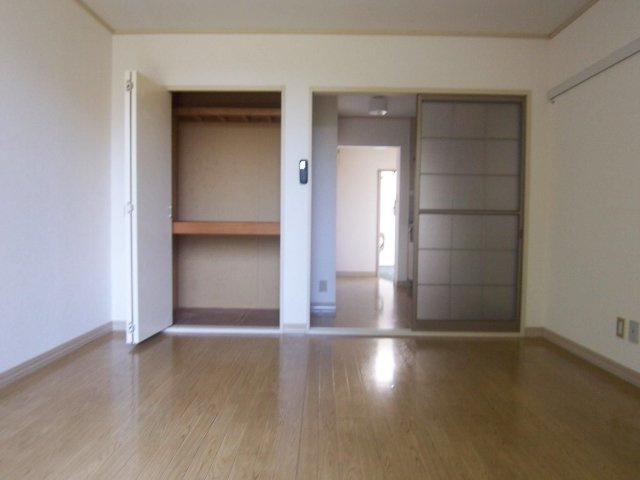 フォーブル村松 IIの収納
