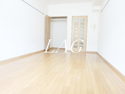 【居間・リビング】 | 南八幡ハイツ | 洋室のお部屋です。