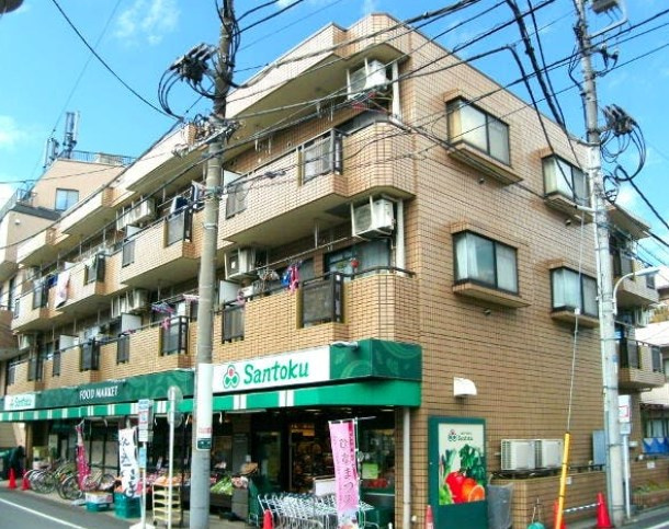 ベルフラワー井草の外観