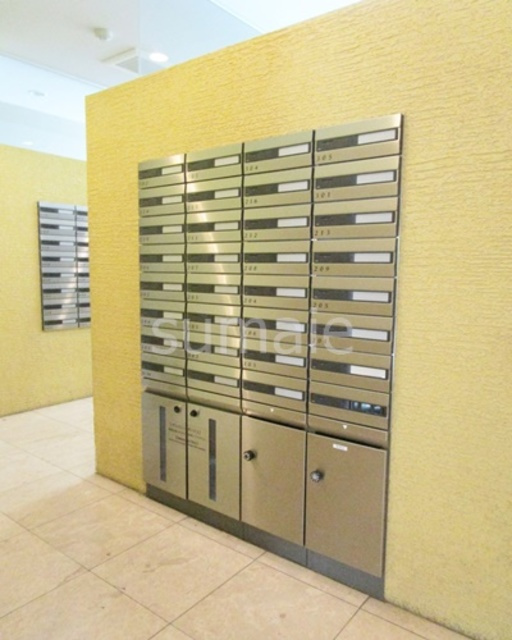 ロイヤルパークス新田のその他共用部分|ポストです☆彡