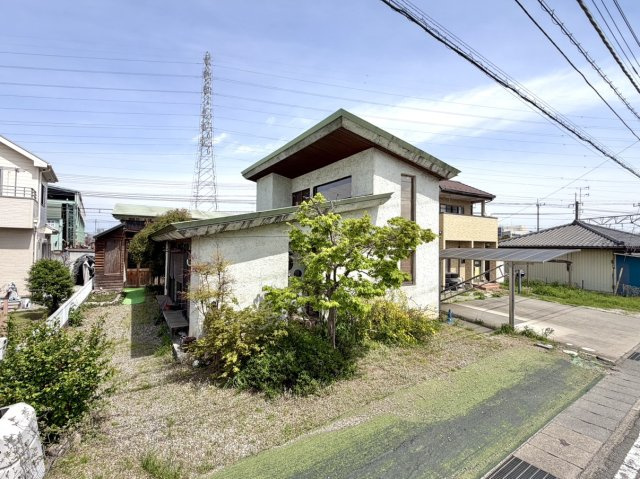 【中古戸建】高崎市倉賀野町の庭|■外観|シンプルで洗練されたデザインは住まう人の色に染まり、個性を映し出します♪本日見学可能(*＾＾*)
