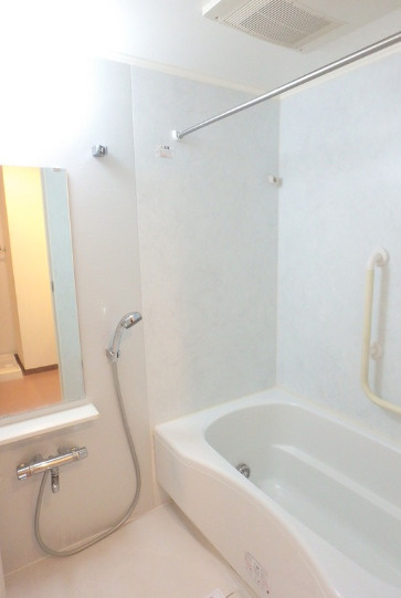 【浴室】 | エコロジー千葉みなとレジデンス | ※同物件・同タイプの写真です。
