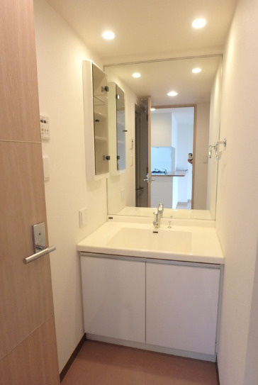 【独立洗面台】 | エコロジー千葉みなとレジデンス | ※同物件・同タイプの写真です。