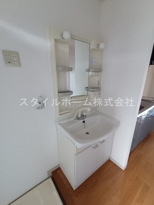 【洗面所】 | アーバンライフ大坪 | 別部屋写真です。
