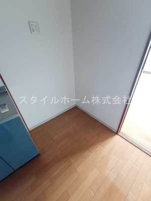 【設備】 | アーバンライフ大坪 | 別部屋写真です。