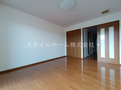 【居間・リビング】 | アーバンライフ大坪 | 別部屋写真です。