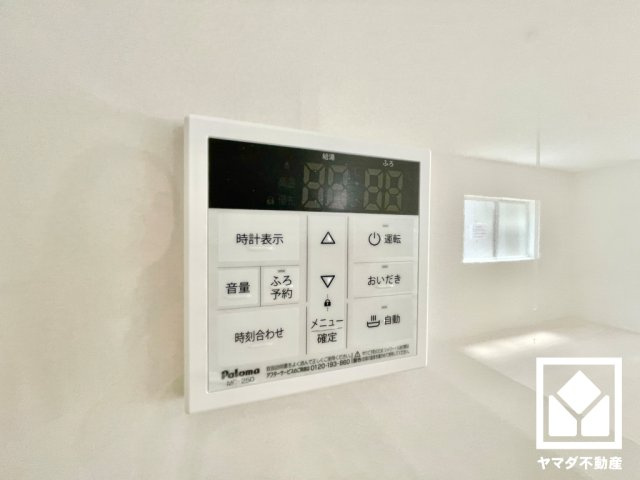 伏見区羽束師菱川町　第1　2号棟の発電・温水設備