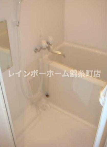 フレア平井の浴室