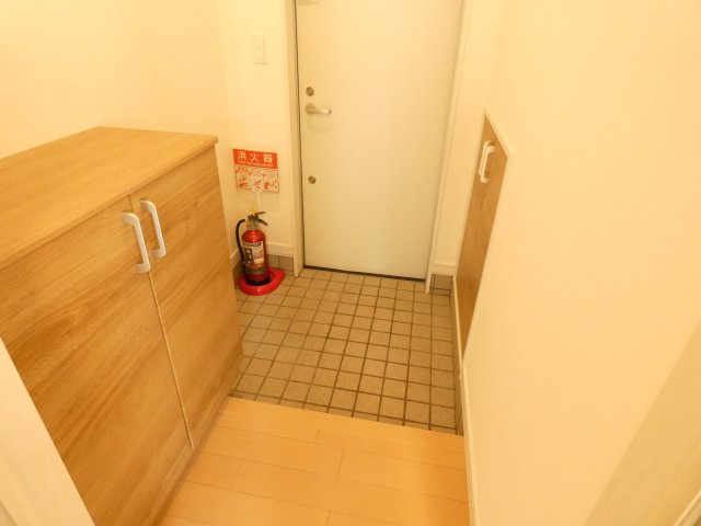 帯広市清流東１丁目のタウンの玄関