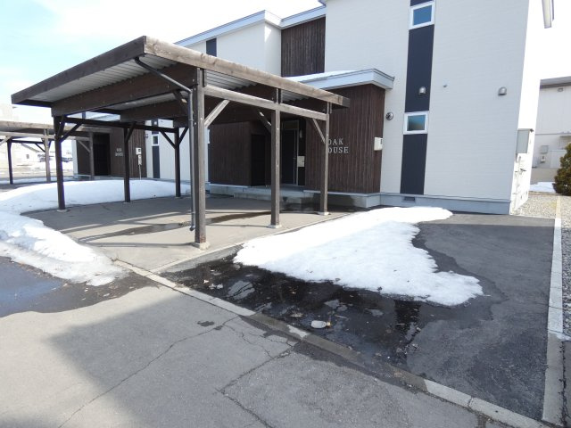 帯広市清流東１丁目のタウンの駐車場