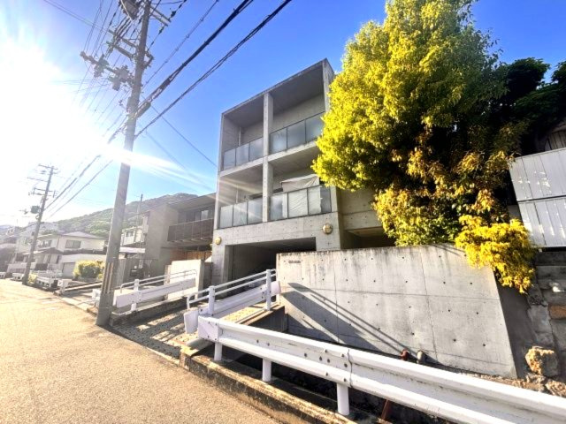 岡本Rd12の外観