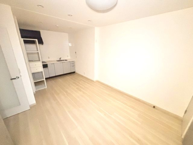 岡本Rd12の居間・リビング