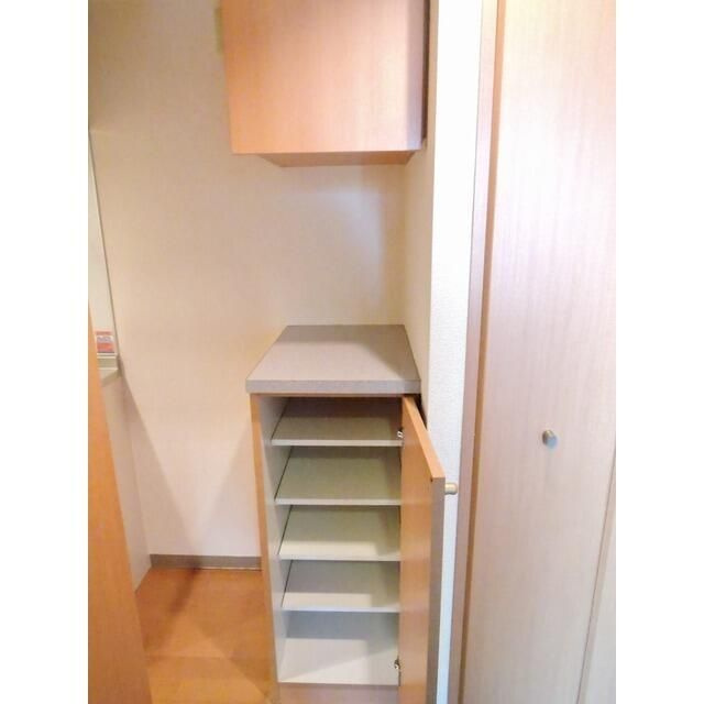 プレール大塚北の玄関