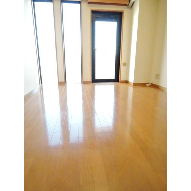 プレール大塚北の居間・リビング