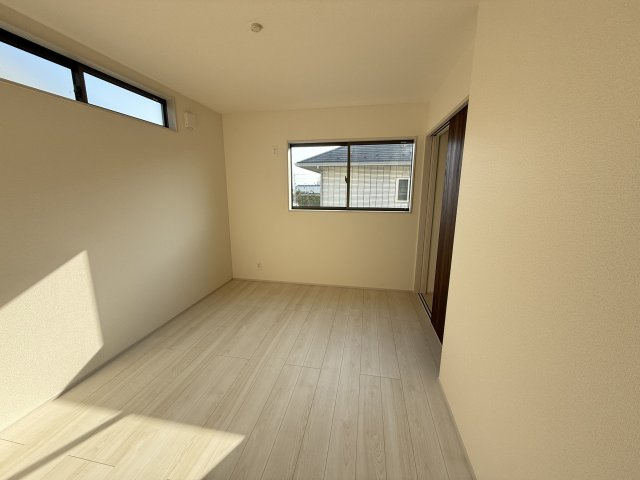 第７渋川市半田　新築戸建　2号棟（平屋）の洋室|２階洋室2です