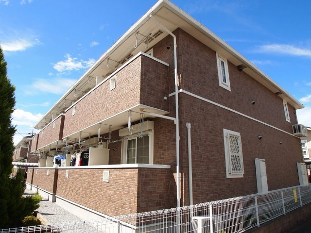 ベルフレージュＥ