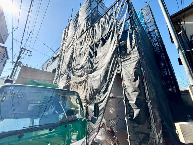 板橋区大山町　新築戸建の外観|2026.04.02撮影

現地ご見学希望・資料請求などお気軽にお問い合わせ下さい！
03-5990-5201
