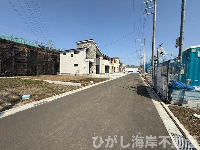 平塚市御殿４丁目　売地　全9区画の前面道路含む現地写真|現地外観