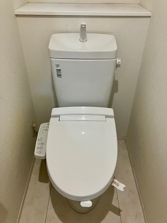 堀の内町戸建のトイレ