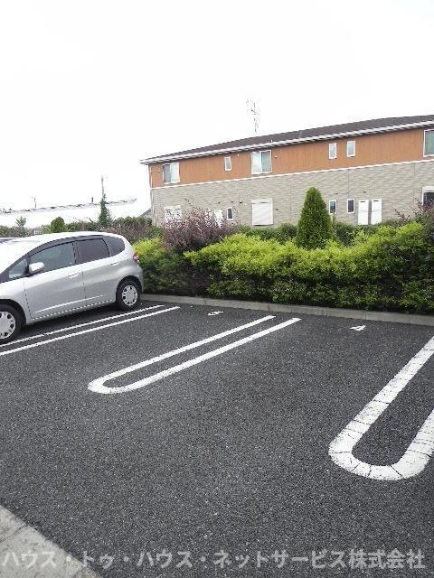 エアリーヒルズⅠの駐車場