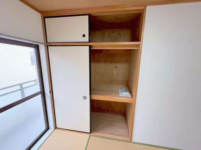 新潮通り一番館の内装