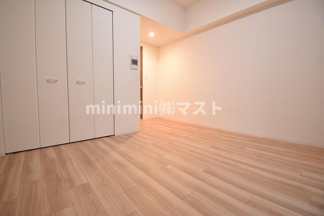 ラシーヌ瓦屋町の居間・リビング
