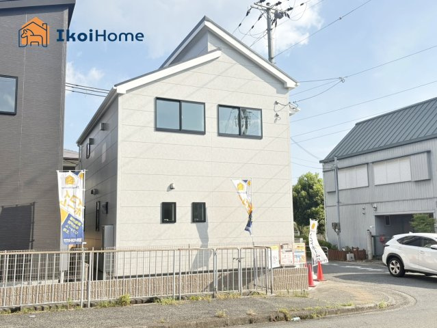 神戸市西区伊川谷町潤和25-1期　全2棟1号棟　新築戸建の前面道路含む現地写真|【ホームページに現地動画掲載中】●年中無休：当日予約可●道路は三方で5.9ｍ～12.2ｍで広々！