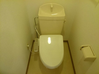 【トイレ】 | エテルナ・ウエール | 落ち着いた色調のトイレです