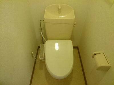 【トイレ】 | エテルナ・ウエール | 落ち着いた色調のトイレです