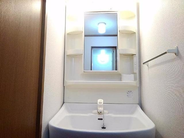 アンソレイエの独立洗面台