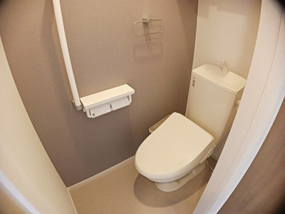 【トイレ】 | ロジュマンⅢ | コンパクトで使いやすいトイレです