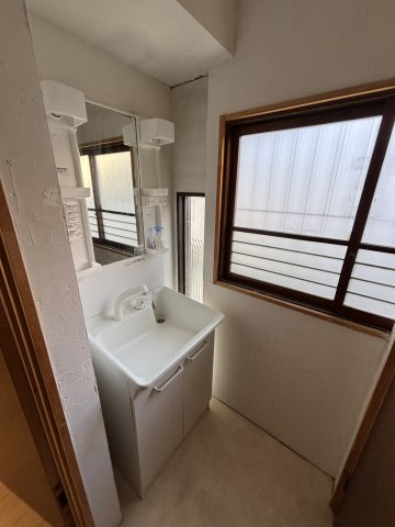 高崎市東町266-4の独立洗面台