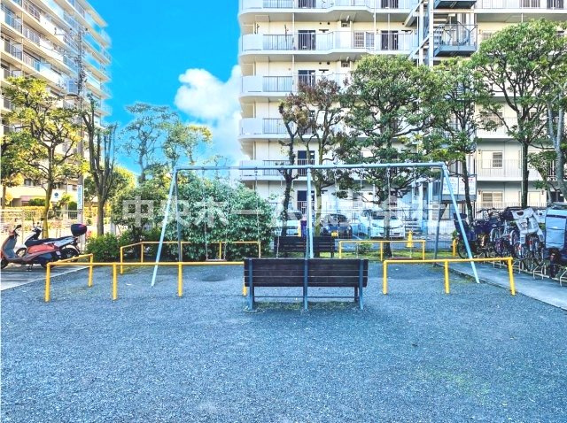 大島スカイハイツの中庭|敷地内公園