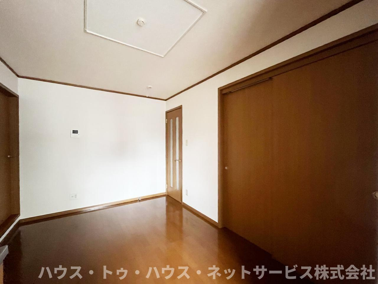 エテルネルの寝室