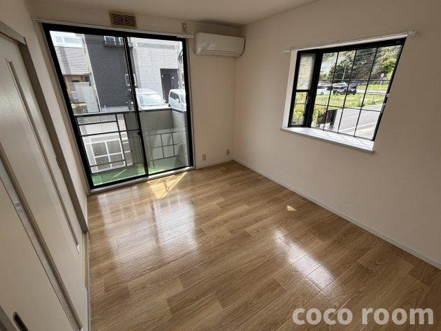 サンビレッジエリカB棟の洋室